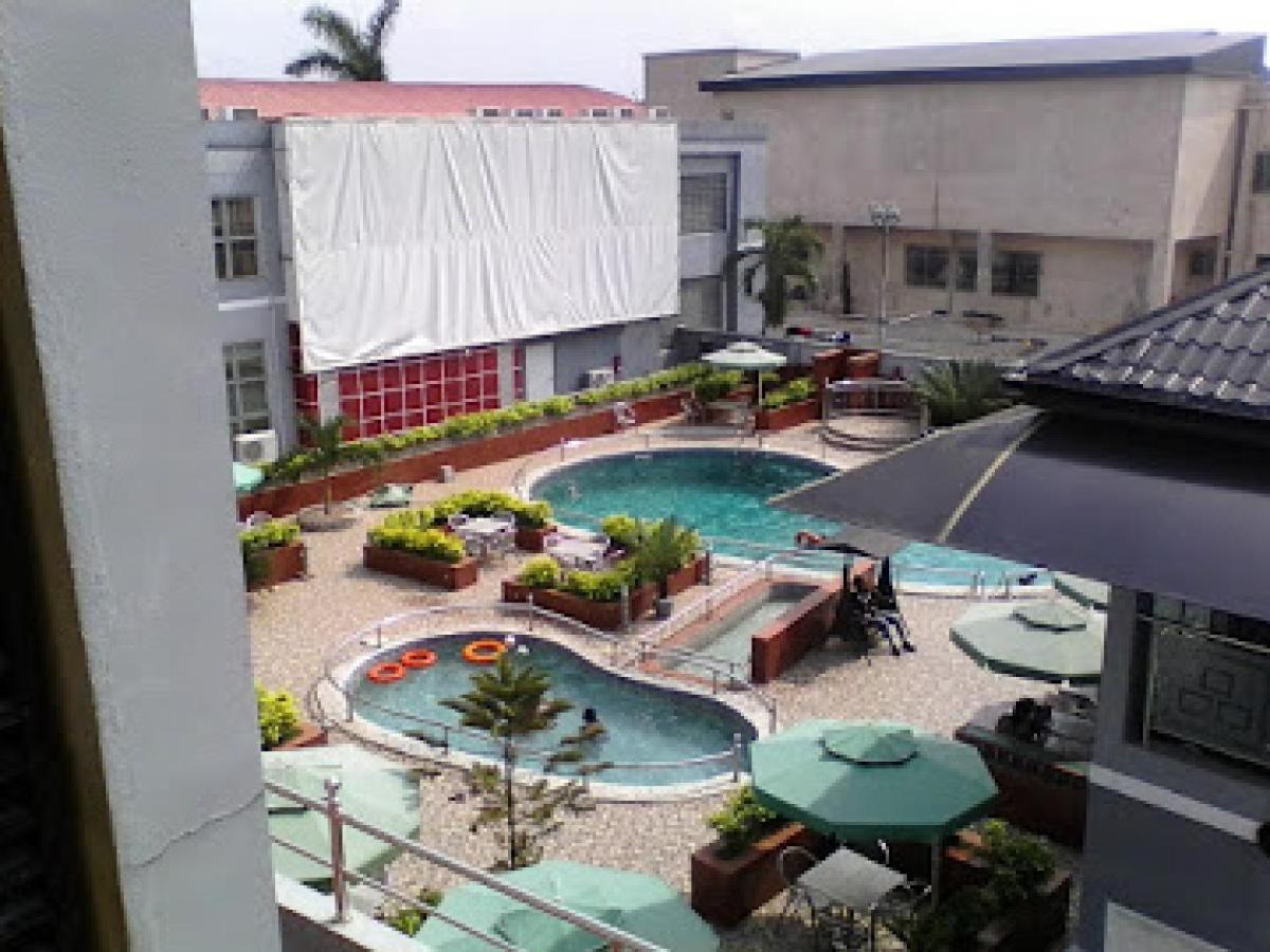 Room In Lodge - All Seasons Hotel-Owerri 外观 照片